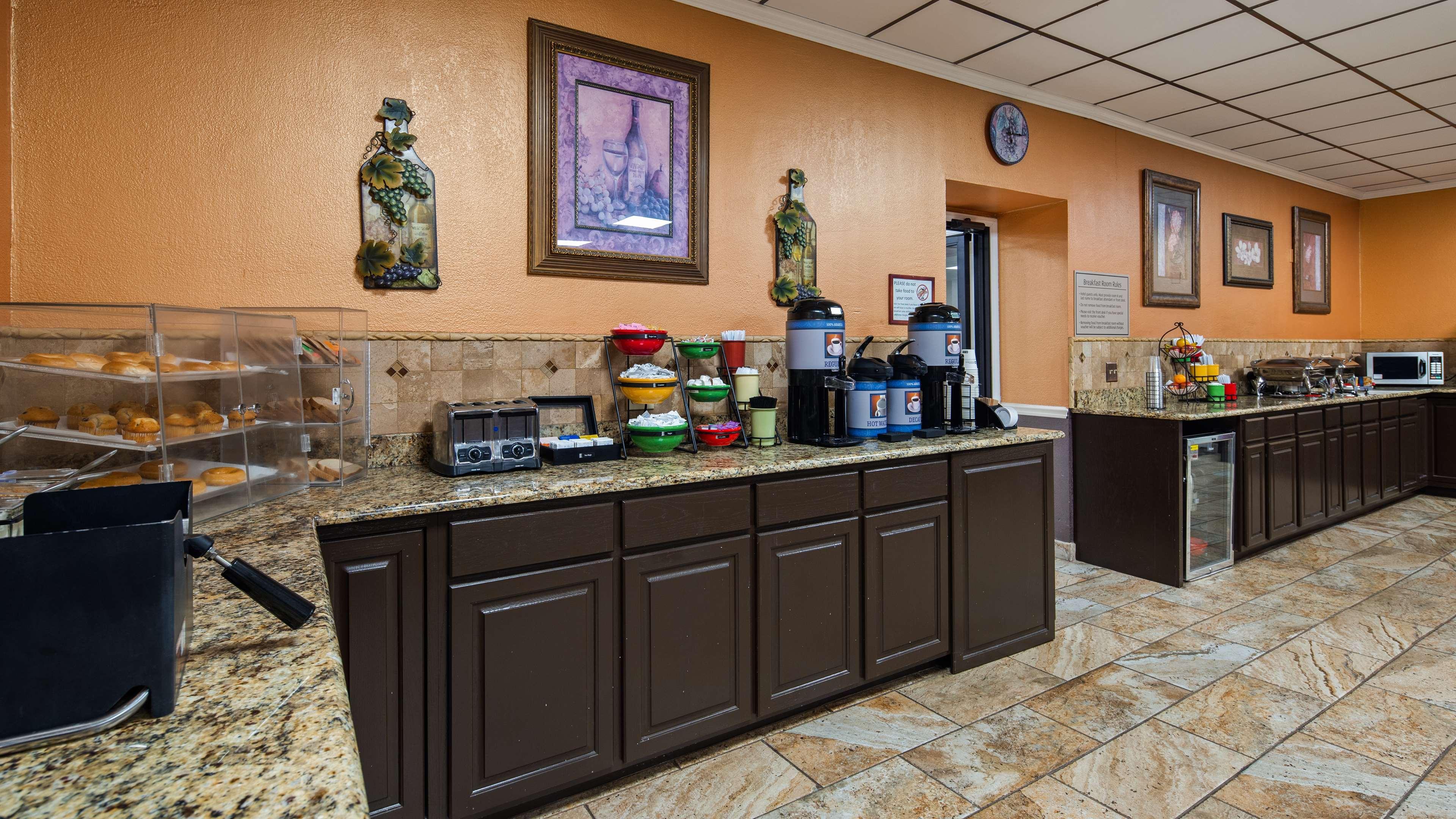 Best Western Tulsa Airport Eksteriør bilde