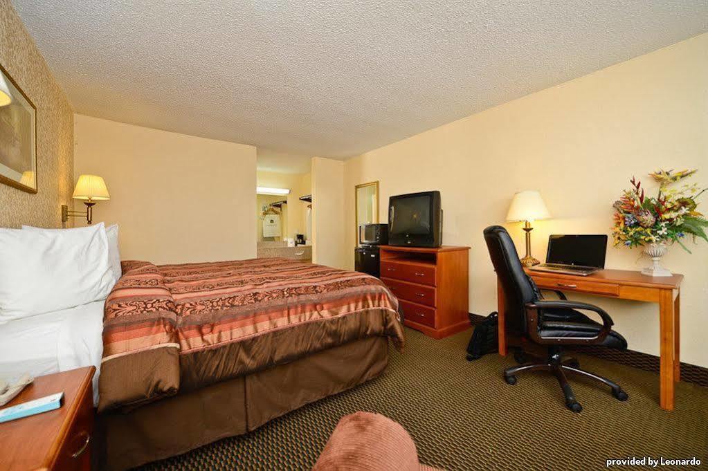 Best Western Tulsa Airport Eksteriør bilde